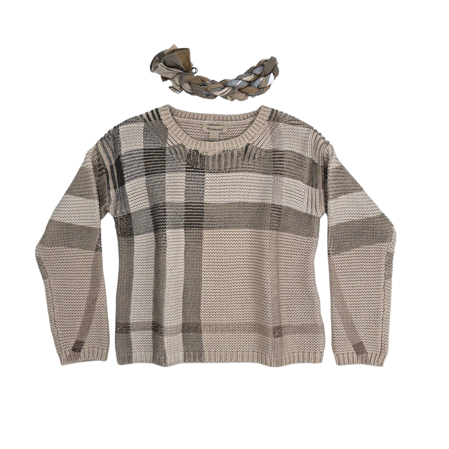 B- Knitted Sweater
