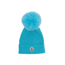 Load image into Gallery viewer, Wool Beanie with Pom Pom
