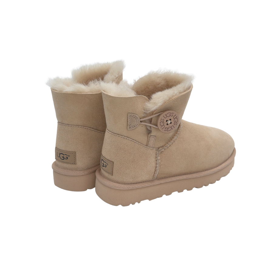 Ugg mini 2025 bailey button amberlight