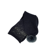 Load image into Gallery viewer, REGINA  Beanie &amp; Scarf
